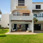 Arribas Apartman